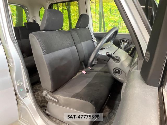 Daihatsu TANTO 2011-10 8221692-6