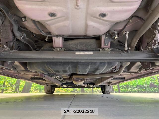 Daihatsu TANTO 2014-08 8221696-18