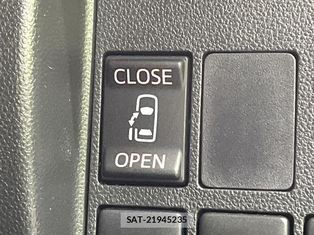Daihatsu TANTO 2015-10 8221816-3
