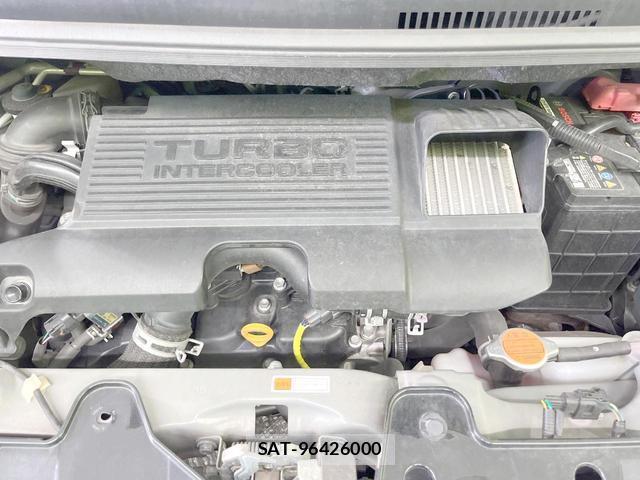 Daihatsu TANTO 2019-05 8221844-17