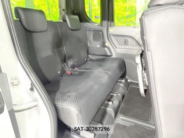 Daihatsu TANTO 2020-08 8221852-8