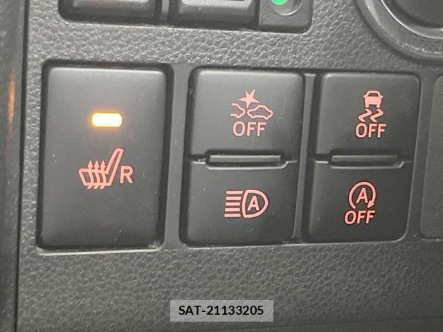 Daihatsu TANTO 2018-02 8221862-6