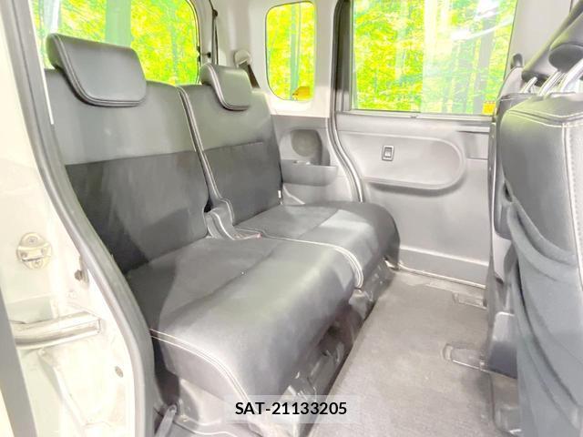 Daihatsu TANTO 2018-02 8221862-8