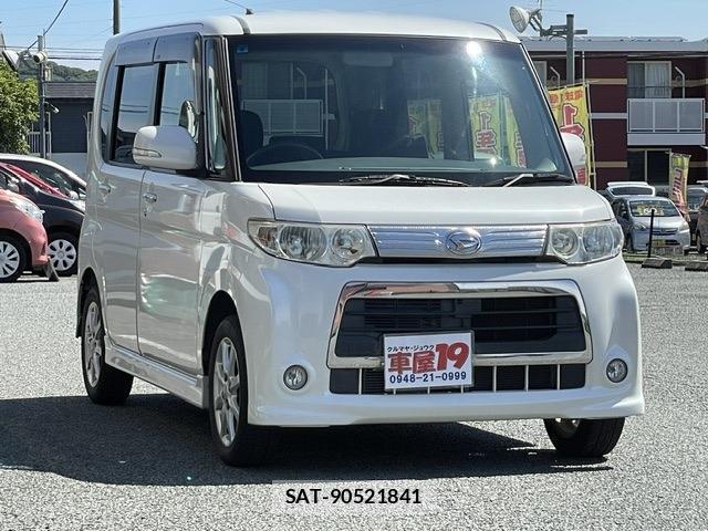 Daihatsu TANTO 2011-07 8222370-0