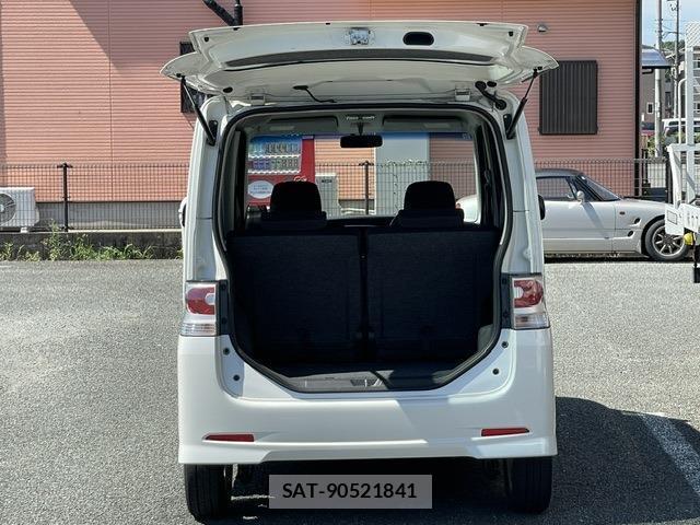 Daihatsu TANTO 2011-07 8222370-13