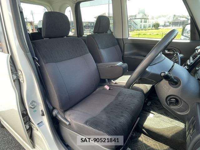 Daihatsu TANTO 2011-07 8222370-2