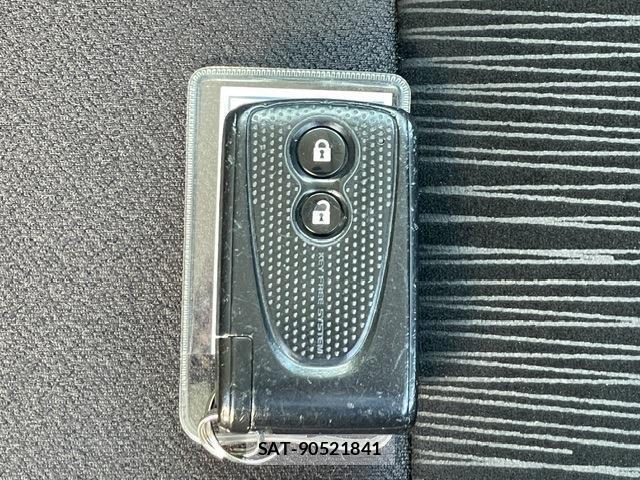Daihatsu TANTO 2011-07 8222370-8