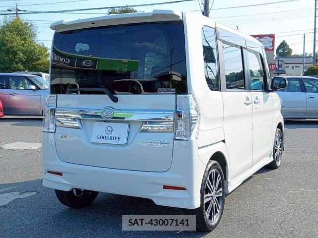 Daihatsu TANTO 2014-06 8222665-1