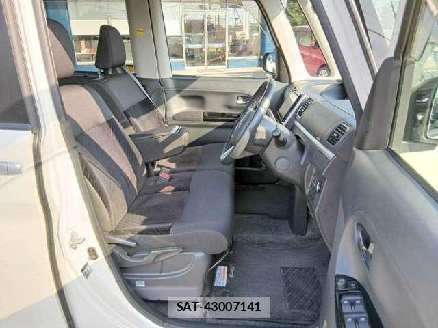 Daihatsu TANTO 2014-06 8222665-5