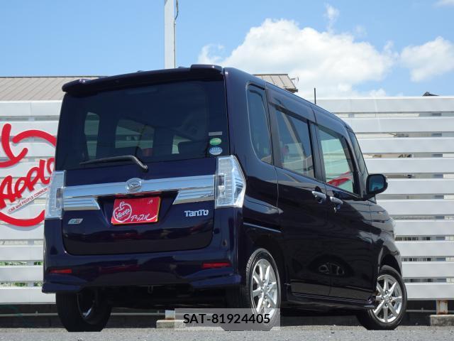 Daihatsu TANTO 2014-07 8222701-1