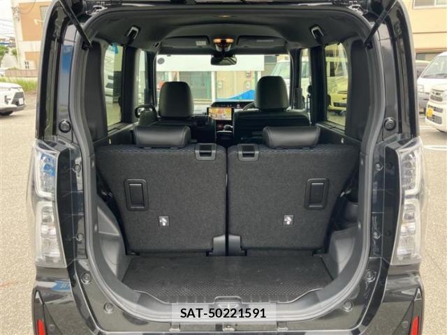 Daihatsu TANTO 2023-02 8222778-6
