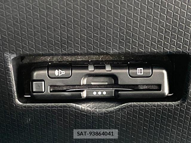Daihatsu TANTO 2021-09 8222876-2