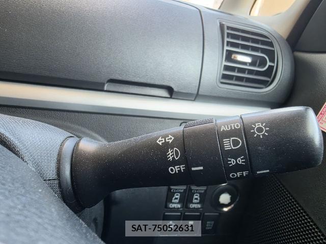 Daihatsu TANTO 2014-02 8222912-4
