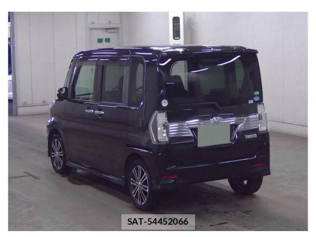 Daihatsu TANTO 2017-10 8223040-0
