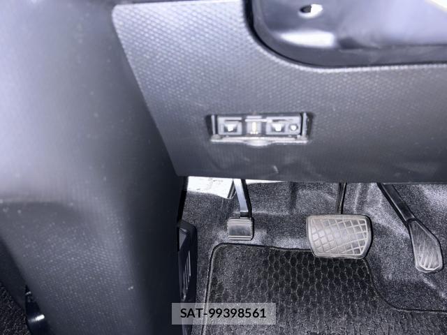 Daihatsu TANTO 2019-07 8223664-13