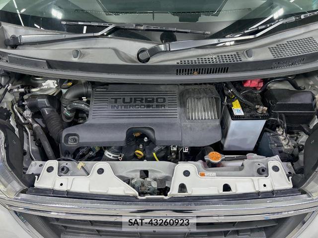 Daihatsu TANTO 2017-03 8224037-16