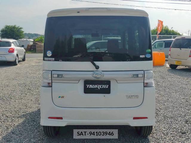 Daihatsu TANTO 2013-03 8224427-1