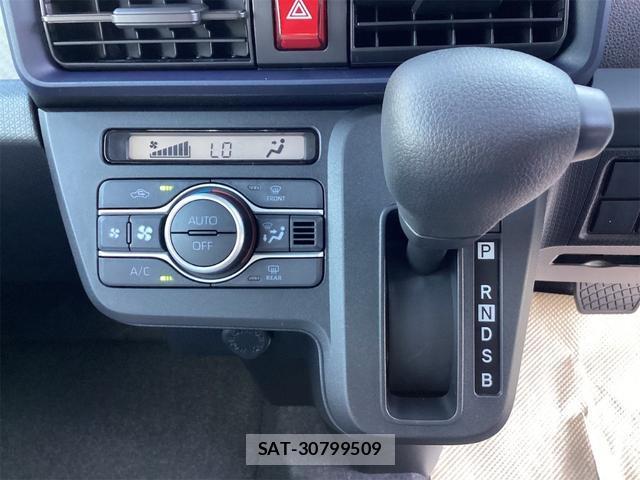 Daihatsu TANTO 2025-07 8224533-8