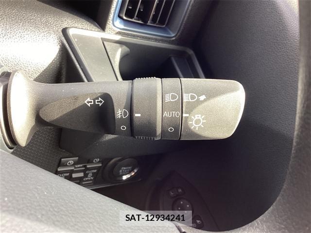 Daihatsu TANTO 2025-10 8224535-10