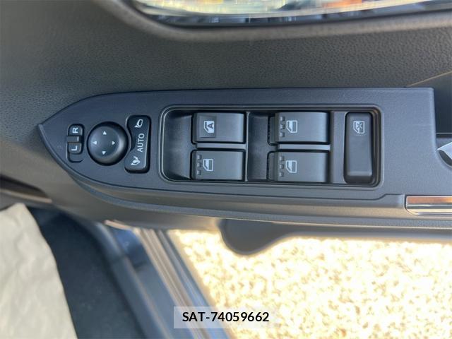 Daihatsu TANTO 2025-10 8224543-12
