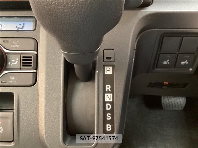 Daihatsu TANTO 2025-10 8224553-10