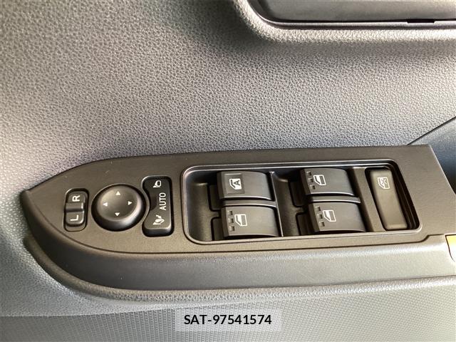 Daihatsu TANTO 2025-10 8224553-13
