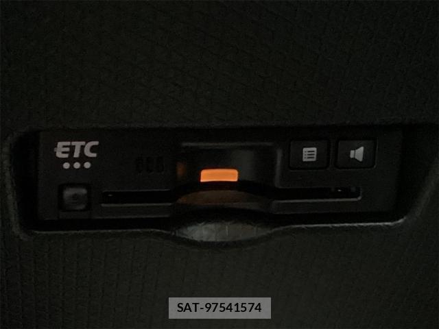 Daihatsu TANTO 2025-10 8224553-6