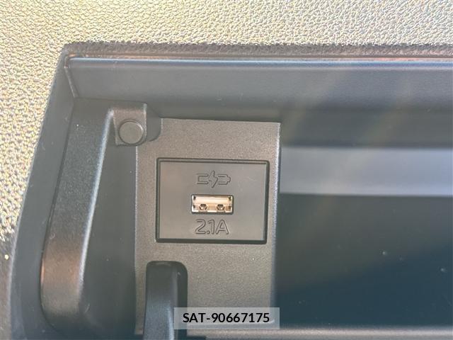 Daihatsu TANTO 2025-10 8224581-12