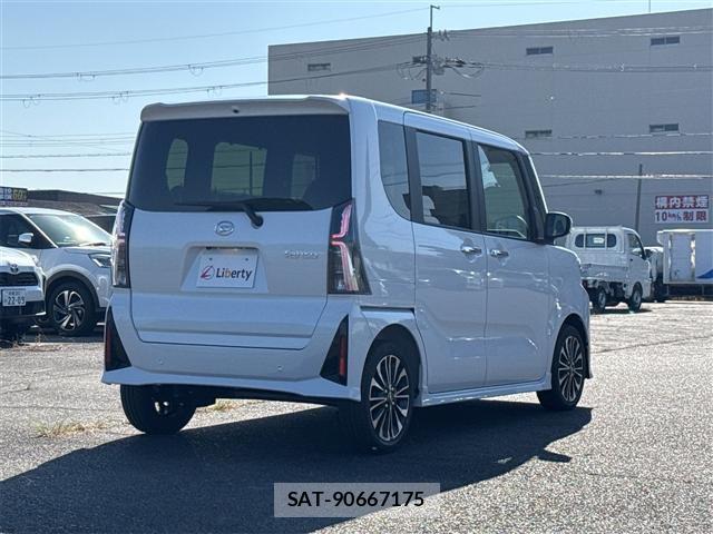 Daihatsu TANTO 2025-10 8224581-19