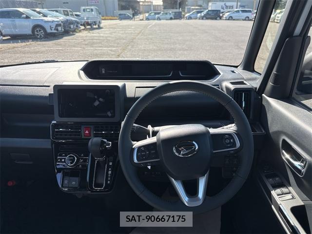 Daihatsu TANTO 2025-10 8224581-5