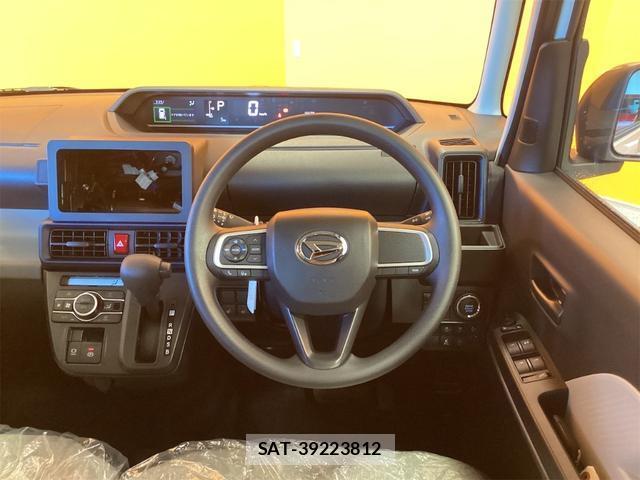 Daihatsu TANTO 2025-10 8224582-4