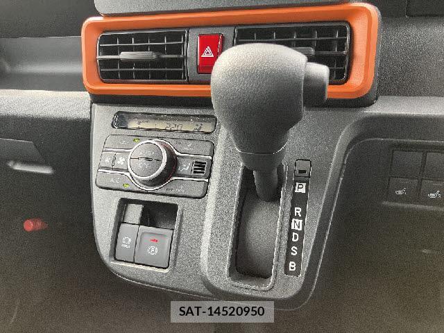 Daihatsu TANTO 2024-10 8224789-9