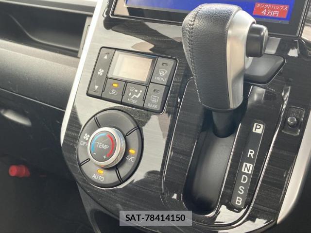 Daihatsu TANTO 2015-02 8225110-16