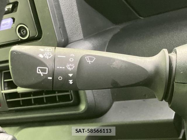 Daihatsu TANTO 2021-06 8225120-12