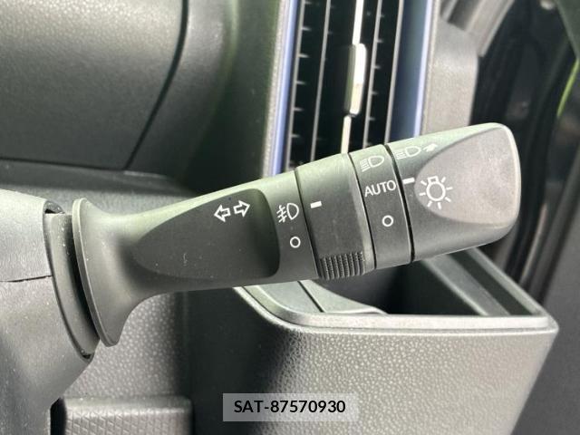 Daihatsu TANTO 2021-11 8225151-15
