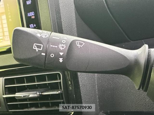 Daihatsu TANTO 2021-11 8225151-16