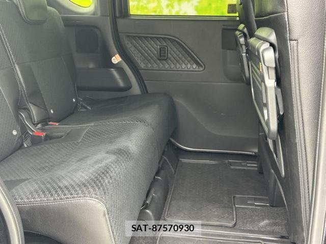 Daihatsu TANTO 2021-11 8225151-4