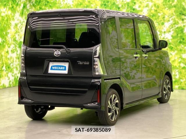 Daihatsu TANTO 2022-12 8225212-2