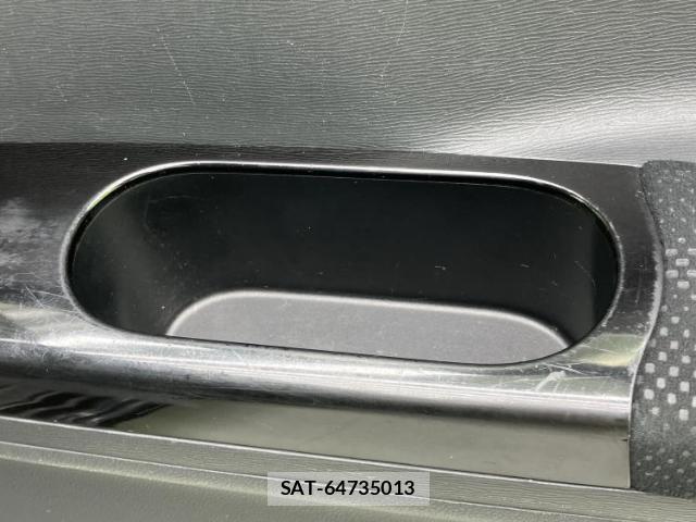 Daihatsu TANTO 2014-11 8225213-6