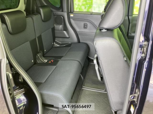 Daihatsu TANTO 2023-05 8225240-4