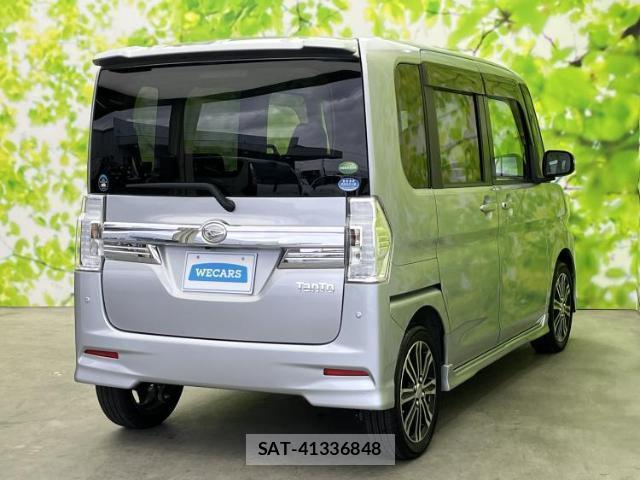 Daihatsu TANTO 2015-12 8225285-2