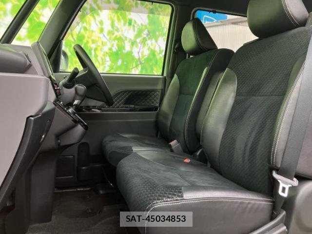 Daihatsu TANTO 2020-04 8225287-6
