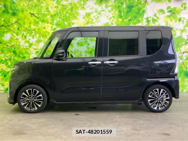 Daihatsu TANTO 2022-04 8225290-1