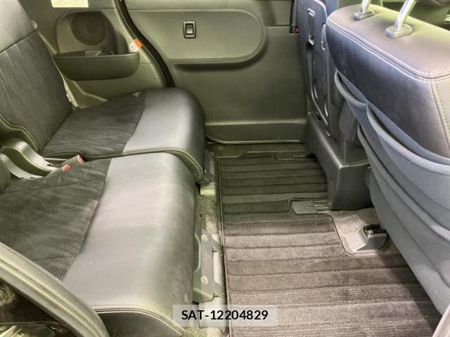 Daihatsu TANTO 2015-06 8225507-4