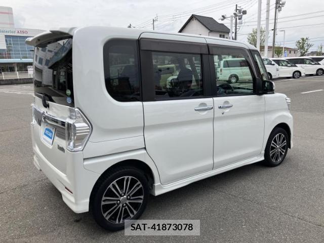 Daihatsu TANTO 2015-06 8225509-2