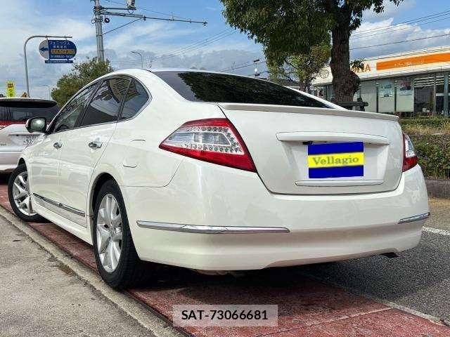 Nissan TEANA 2013-11 8218371-5