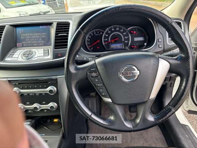 Nissan TEANA 2013-11 8218371-7