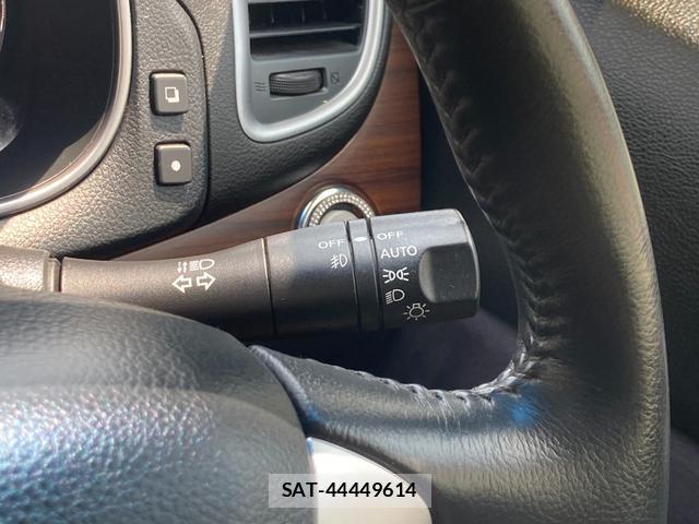 Nissan TEANA 2012-03 8220940-16