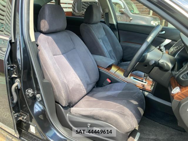 Nissan TEANA 2012-03 8220940-18