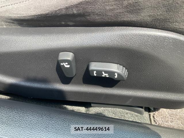 Nissan TEANA 2012-03 8220940-19